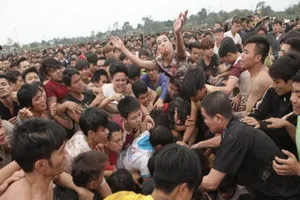 Đốc thúc hoàn thiện đề án tổ chức các lễ hội 'nóng'