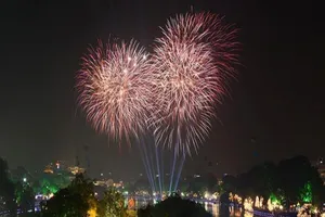 Hà Nội đề xuất bắn pháo hoa tất cả 30 quận, huyện