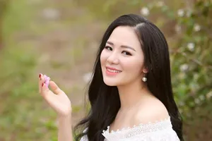 Á quân Sao Mai Thùy Dung tái xuất sau 6 năm vắng bóng