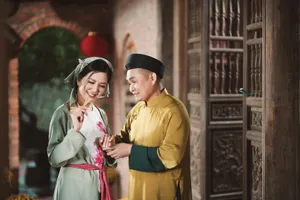 ‘Vua hài đất Bắc’ Xuân Hinh ra MV song ca cùng Đinh Hiền Anh