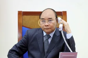 Việt Nam hỗ trợ Lào, Campuchia thiết bị y tế chống dịch 