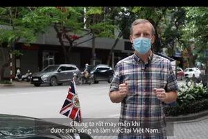 Đại sứ Anh kêu gọi công dân Anh tại VN chung tay chống dịch