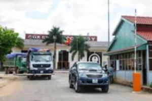 Quy định mới về xuất nhập cảnh Việt Nam - Lào