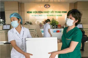 Hơn 10.000 ly nước tiếp sức lực lượng tuyến đầu chống dịch