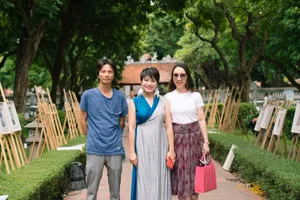 Giám đốc Nhà hát Nhạc vũ kịch Việt Nam triển lãm tranh