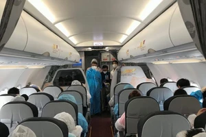 Gần 240 công dân Việt Nam từ Myanmar về nước 