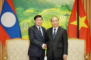 Việt - Lào lên phương án nối lại chuyến bay, mở cửa khẩu