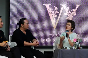 NSƯT Hồng Vy: ‘Tôi sẽ hát đến khi nào không hát được nữa’ ​