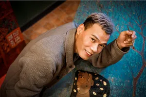 NTK Nguyễn Tiến Lợi làm người mẫu cho bộ sưu tập của mình