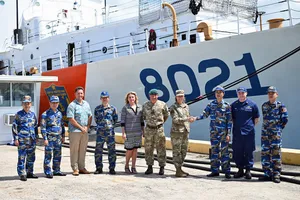 Tàu cảnh sát biển được Mỹ chuyển giao đang trên đường về Việt Nam