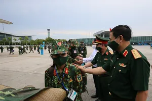 Học Viện Quân y tăng cường thêm 1.100 người vào phía Nam chống dịch