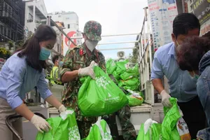 469.629 túi an sinh trị giá hơn 112 tỷ đồng được trao đến người dân