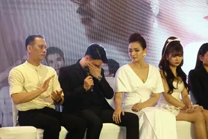 Diễn viên Việt Anh bật khóc khi nhắc đến con gái và bộ phim muốn con xem 