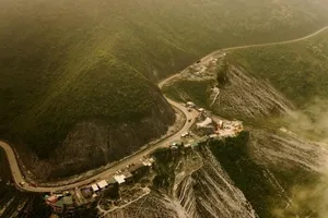 Màn rượt đuổi vô cùng khốc liệt của 5 container trong phim Việt