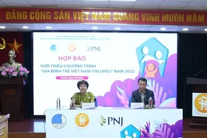 Tìm kiếm 'Gia đình trẻ Việt Nam tiêu biểu' năm 2022