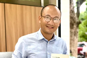 Nhà báo Phan Đăng và '39 cuộc đối thoại cho người trẻ'