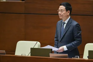 Bổ sung quy định pháp luật sau sự việc livestream của bà Phương Hằng 