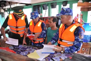 Bộ Quốc phòng phối hợp với các lực lượng giữ vững an ninh trật tự trên biển