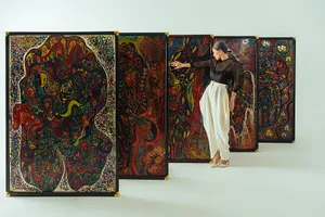 Triển lãm của Đào Anh Thơ muốn kéo người xem về với cuộc sống thật 