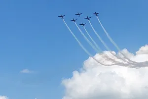Đoàn đại biểu Bộ Quốc phòng Việt Nam dự triển lãm Hàng không 'Singapore Airshow'