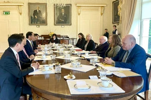 Tổng thống Michael D. Higgins: Ireland sẽ tạo điều kiện để cộng đồng người Việt hòa nhập, học tập ổn định