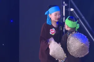 NSND Thanh Ngoan rơi nước mắt khi xem thí sinh nhỏ tuổi diễn trích đoạn chèo