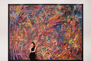 Trưng bày bức tranh sơn mài khổ nặng gần 250kg