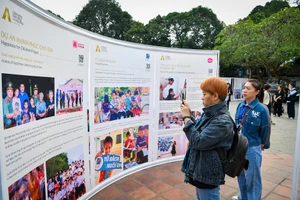 Kể những câu chuyện đẹp qua triển lãm 'Hành động vì cộng đồng'