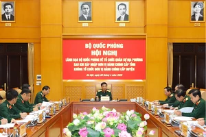 Đại tướng Phan Văn Giang chủ trì hội nghị về tổ chức quân sự địa phương sau sáp nhập