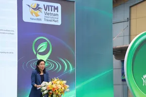 Lượng khách Việt Nam ra nước ngoài đạt con số kỷ lục