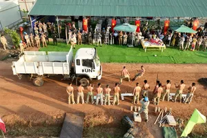 Công binh Việt Nam tổ chức kỷ niệm 50 năm Thống nhất đất nước ở châu Phi