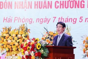 Chủ tịch nước: Hải quân phải luôn là điểm tựa vững chắc cho ngư dân bám biển