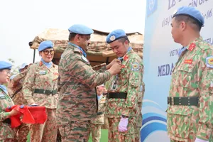 Liên Hợp Quốc trao huy chương cho Bệnh viện Dã chiến Việt Nam 