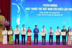 Tôn vinh những người đang tạo nên hình ảnh mới của nền y tế Việt Nam