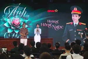 Quán quân Sao Mai Hoàng Hồng Ngọc tổ chức liveshow đầu tiên