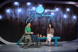 Cuộc đời đầy nghị lực của chàng trai liệt tứ chi, mất 87% sức khoẻ 