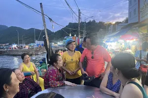 Tránh bão, cả xã đảo ở Kiên Giang xôn xao vì trúng số hàng chục tỉ