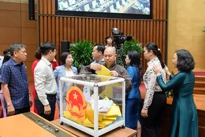 Lấy phiếu tín nhiệm: Động lực thúc đẩy trách nhiệm công vụ