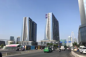 Khu phức hợp Sóng Việt (tại khu đô thị mới Thủ Thiêm, TP Thủ Đức), một trong những dự án được TP.HCM gỡ vướng đã nhanh chóng triển khai xây dựng hoàn thiện.