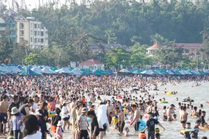 Quảng Ninh, Hải Phòng, Thanh Hóa bội thu du lịch hàng nghìn tỉ đồng dịp lễ 30-4