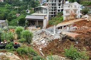Vụ sạt lở 2 người chết ở Lâm Đồng: Tạm đình chỉ Trưởng phòng Quản lý đô thị Đà Lạt