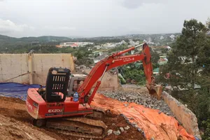 Bị phạt 45 triệu vì xây taluy trái phép