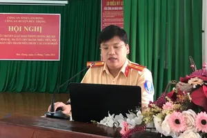 Lâm Đồng: Công an giúp học sinh, thanh niên nhận diện tội phạm đường phố