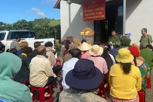 Hiệu quả từ mô hình "Đổi gạo lấy vũ khí" 