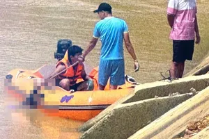 Tìm được thi thể nạn nhân rơi xuống cầu sắt ở huyện Đạ Tẻh