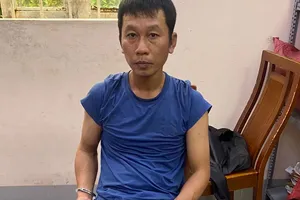 Trộm vàng để bán lấy tiền mua Iphone 15