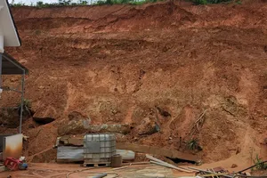 Tạm dừng thi công hồ chứa nước Đông Thanh do sụt lún