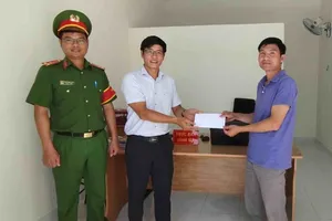 Thượng úy quân đội trả lại hơn 1,5 tỉ tiền chuyển nhầm vào tài khoản 