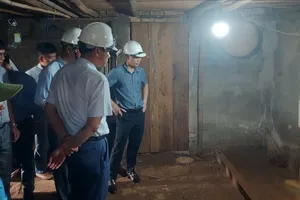 Vụ người dân kêu trời vì nước sinh hoạt đỏ như bùn: Huyện Bảo Lâm khảo sát thực tế