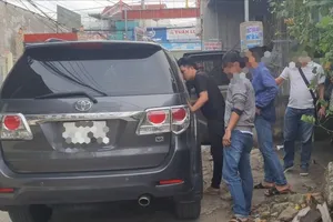 Chỉ sau nửa tiếng đăng trailer, kẻ 'làm luật' tiểu thương ở chợ Long Thành bị đưa về công an huyện